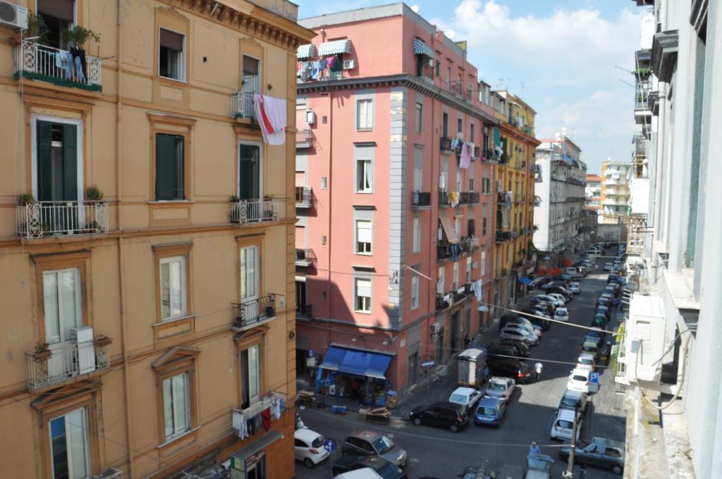 Firenze32 Panzió Nápoly Kültér fotó