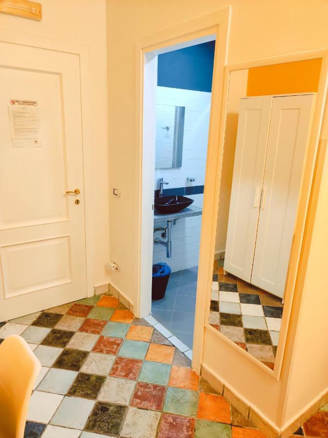 Firenze32 Panzió Nápoly Szoba fotó