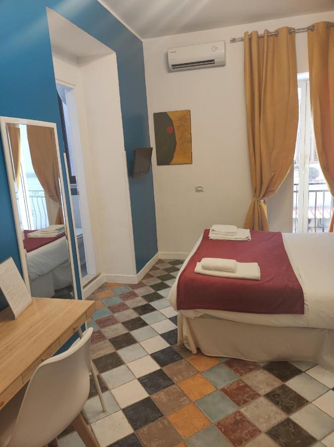 Firenze32 Panzió Nápoly Kültér fotó